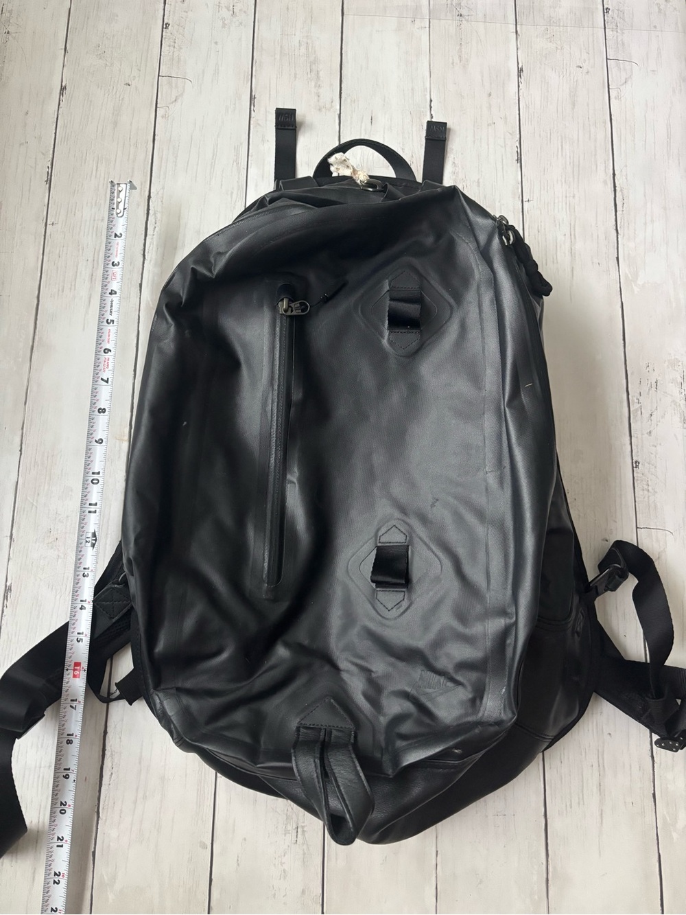 Nike Black Men's Water-Resistant Backpack